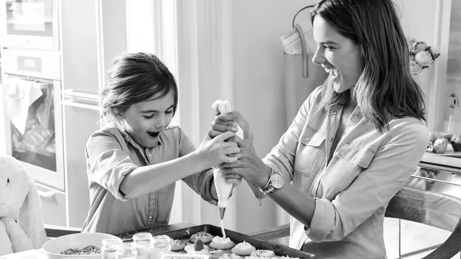 Alessandra Ambrosio se dévoile avec sa fille pour la Fête des mères (Photos)