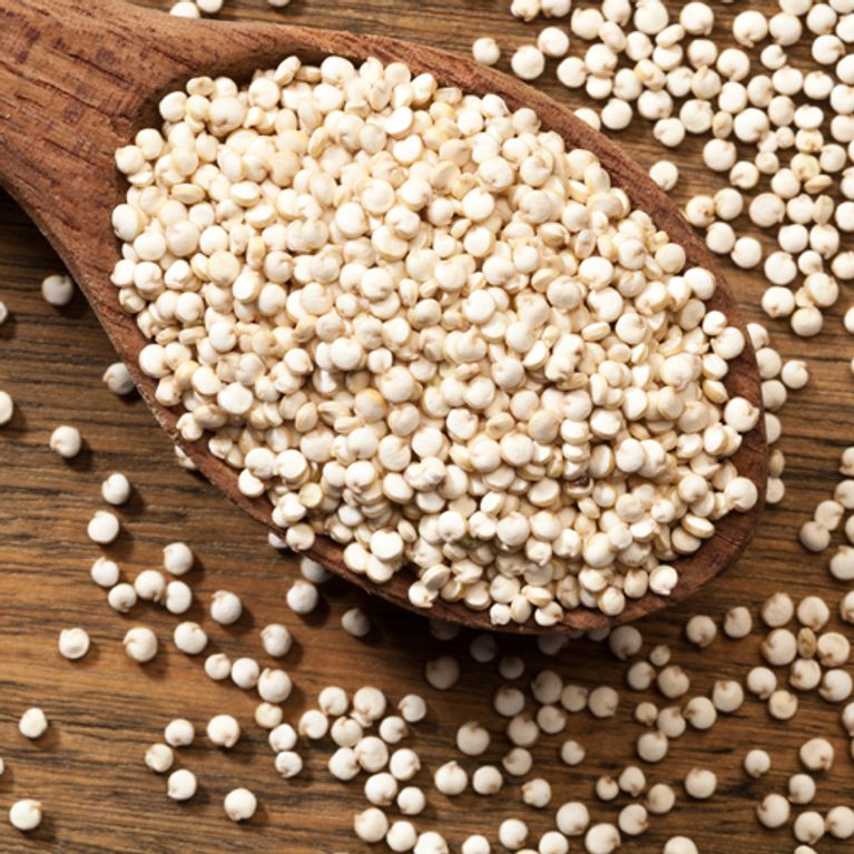 Quinoa: proprietà e benefici di una pianta fenomenale