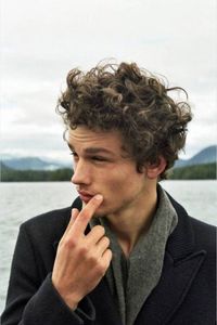 man perm merm hair trend