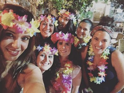 Sara Carbonero y sus amigos