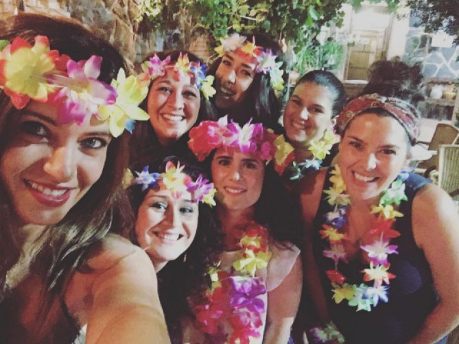 Sara Carbonero y sus amigos