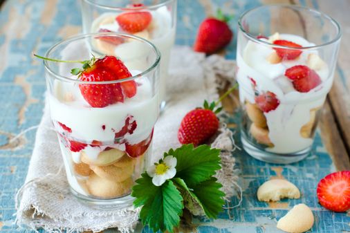 Une base de tiramisu, twistée avec des fraises et du balsamique