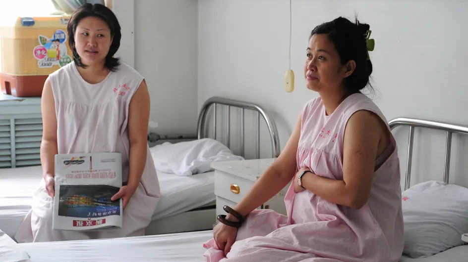 A 8 mois de grossesse, cette Chinoise doit choisir entre garder son emploi ou son bébé