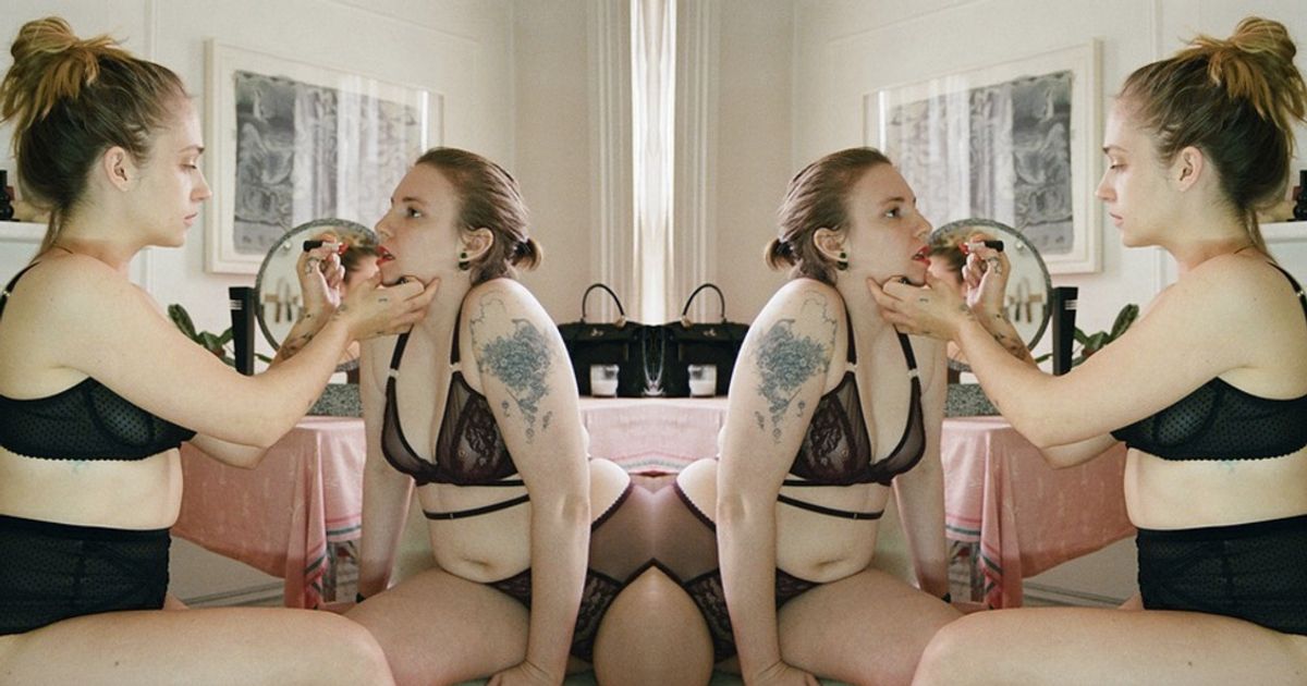 Girls' Lena Dunham And Jemima Kirke Model Lingerie To Celebrate