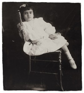Frida Kahlo com 5 anos