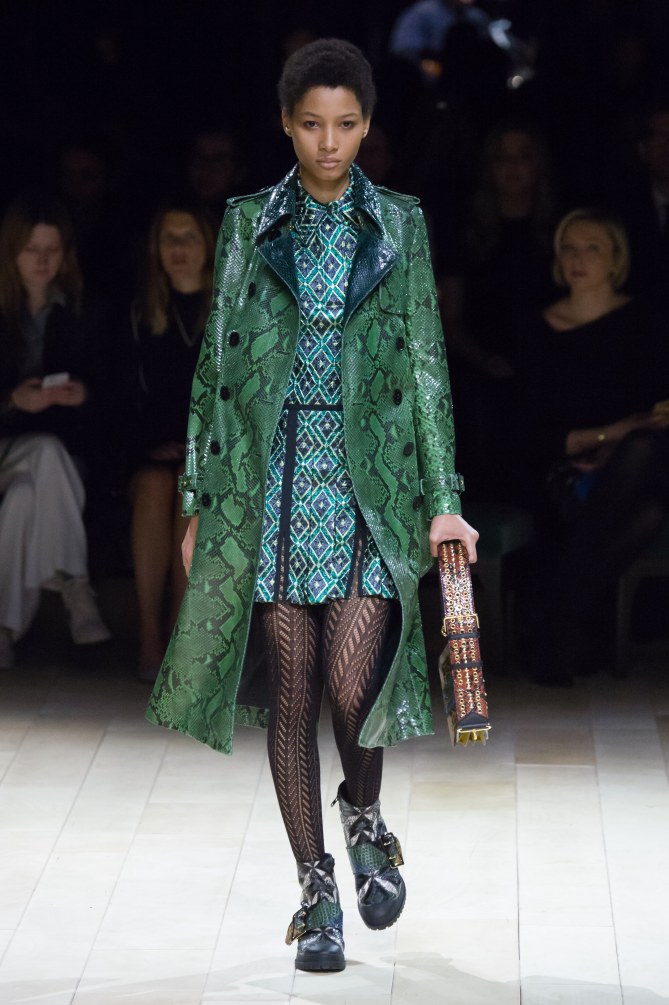 Buberry otoño-invierno 2016/17