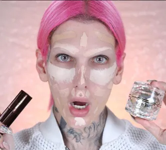 Jeffree Star avant le maquillage