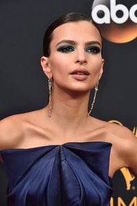 Emily Ratajkowski