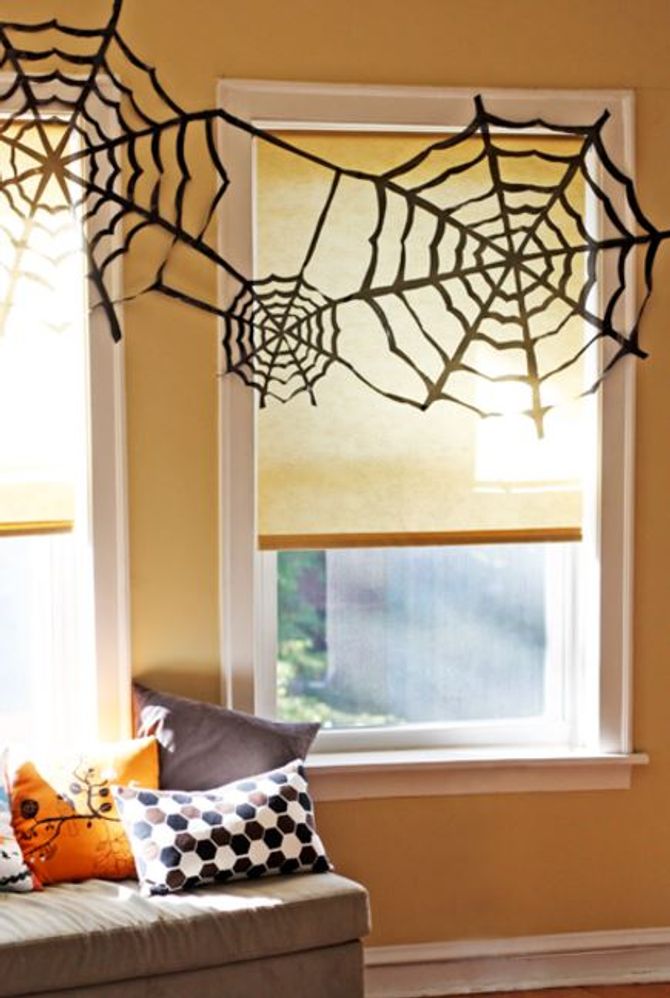Halloween DIY-Deko: Spinnweben