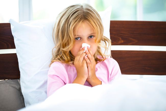 Raffreddore: rimedi naturali veloci ed efficaci per adulti e bambini