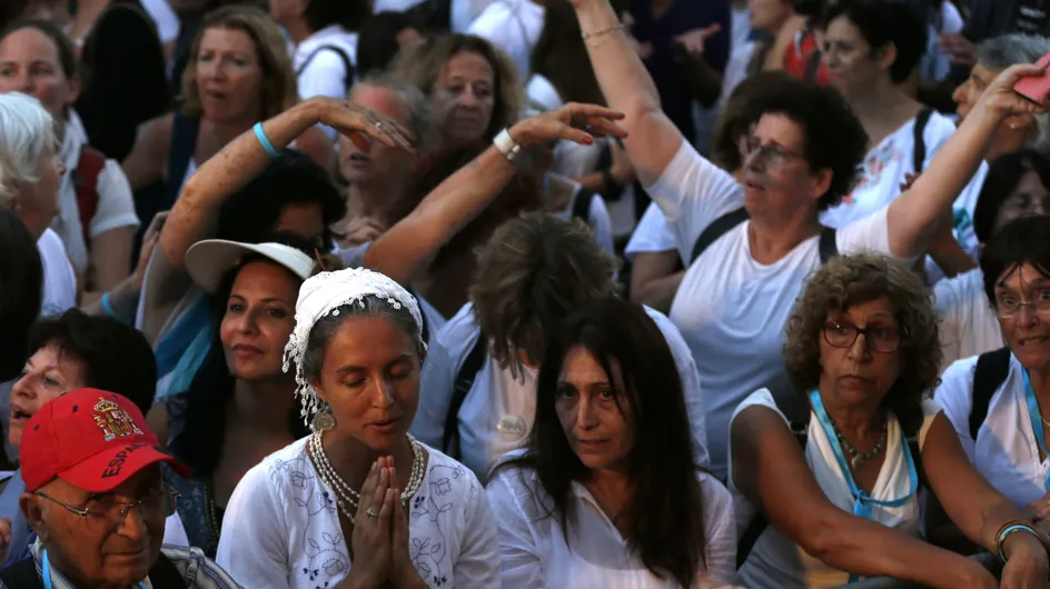 Ces femmes marchent pour la paix entre les religions et les peuples (Photos)