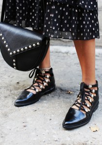 Flache Schuhe sind 2017 Trend