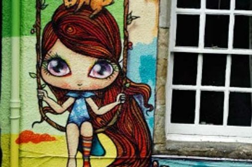 Obra da grafiteira Nina