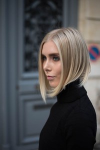 Frisuren mit Mittelscheitel: Sleek mit Bob