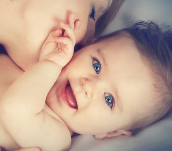 5 Conseils Pour Proteger Son Bebe Du Soleil