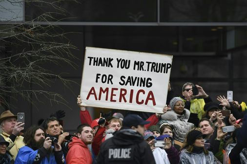 Manifestantes pro Trump