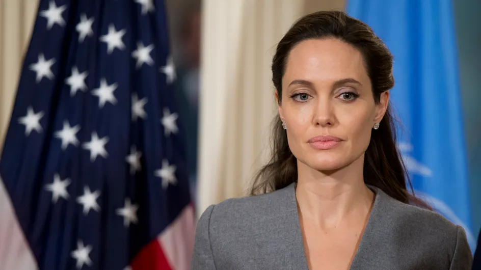 Angelina Jolie habla por primera vez de su divorcio y rompe a llorar
