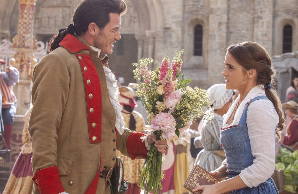 Qui Chante Dans La Belle Et La Bete Le Film La Belle et la Bête : Emma Watson chante Belle dans un nouveau clip