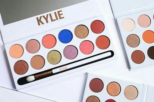 Royal peach palette