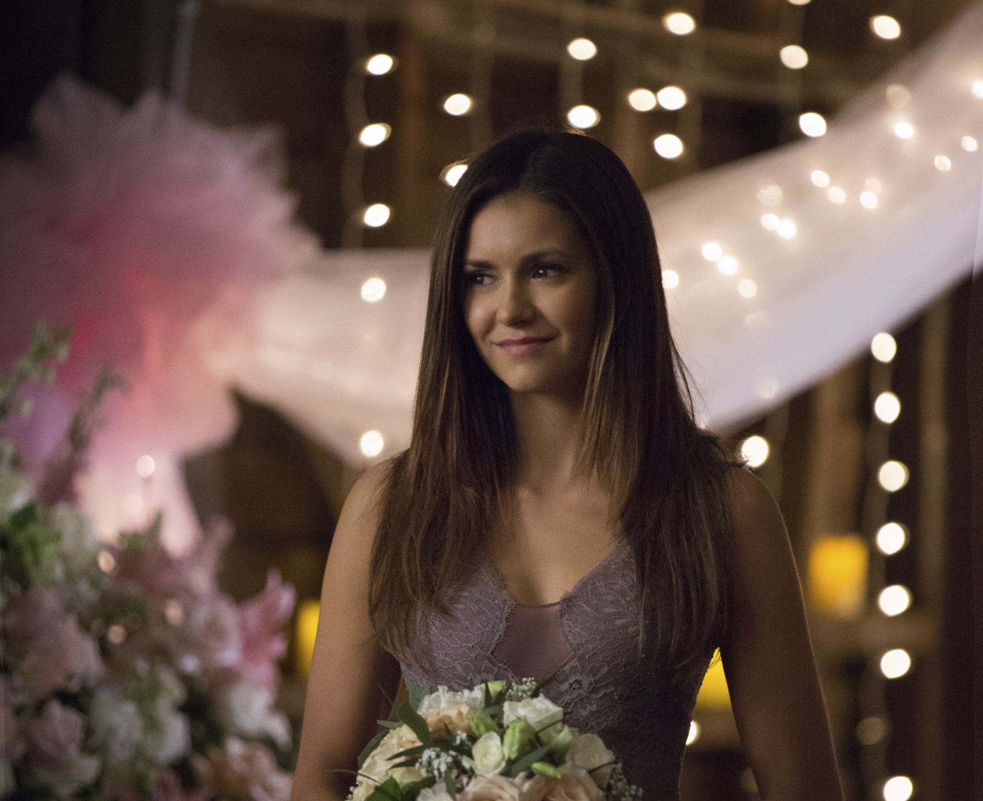 Fleur Préférée De Blair Waldorf The Vampire Diaries : Si Nina Dobrev n'était pas partie...