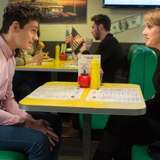 Eastenders 23/03 - Preston Organises A Romantic Evening With Michelle