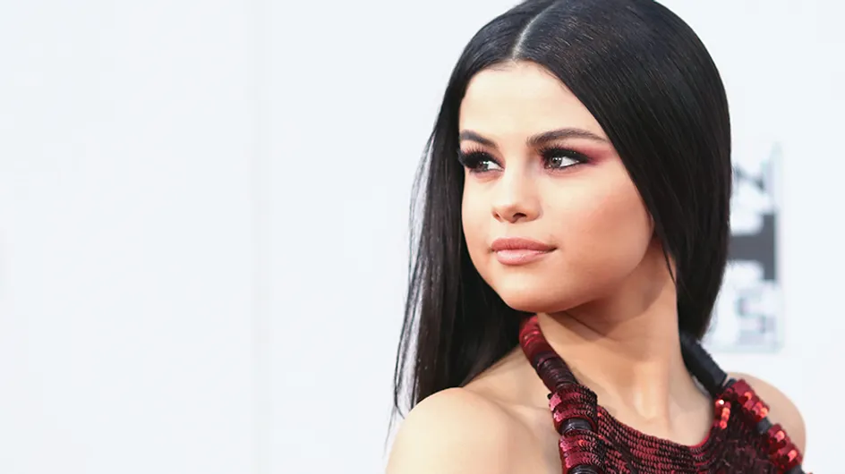 Selena Gomez fala sobre saúde mental: “Comecei a ter ataques de pânico antes de entrar no palco”
