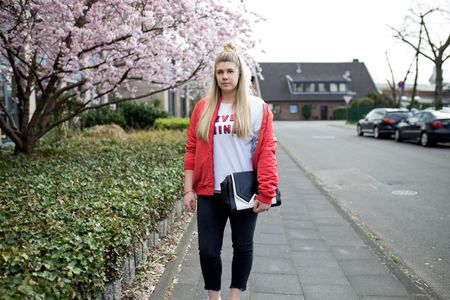 Maikes Look ist gleichzeitig trendy und bequem