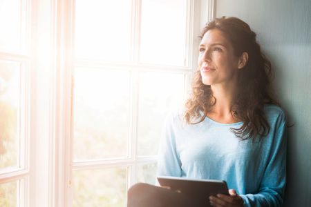 Afecta especialmente a mujeres entre 44 y 55 años