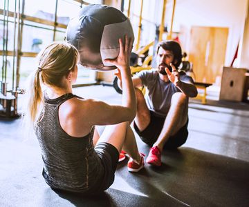 Gemeinsames Fitness-Training macht mehr Spaß als alleine.
