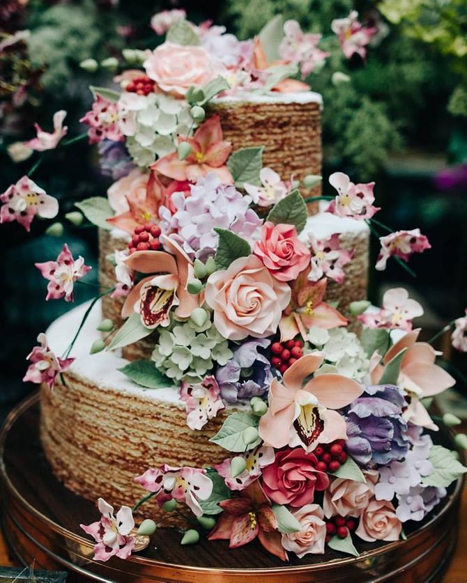 Naked Cake