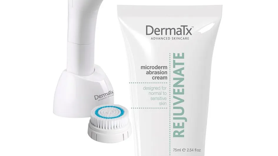 I Tried DermaTx's At-home Microdermabrasion System And This Is What I Thought