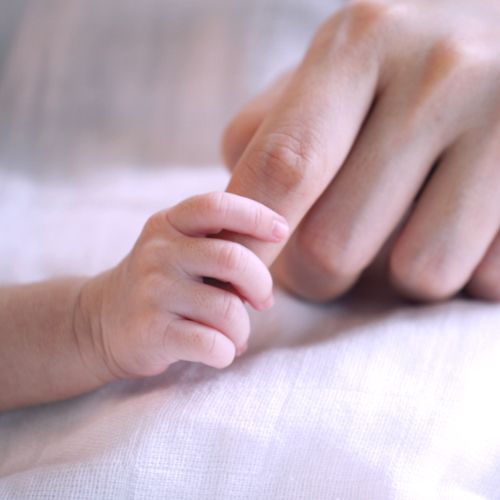 Krabbeln Co Die Entwicklungsphasen Beim Baby