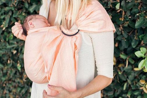 3 maneras diferentes de llevar un pañuelo portabebés