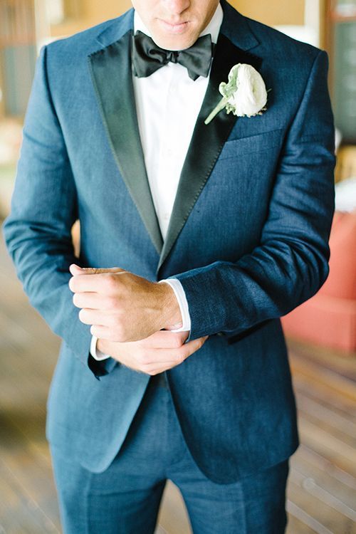Cómo debe vestir novio día de la boda? 5 tips perfectos