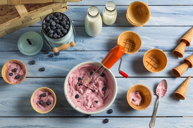 Helado casero sin lactosa de arándanos