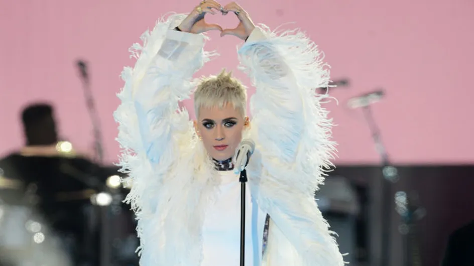 Katy Perry y su vestido homenaje a las víctimas de Manchester, mejor look de la semana