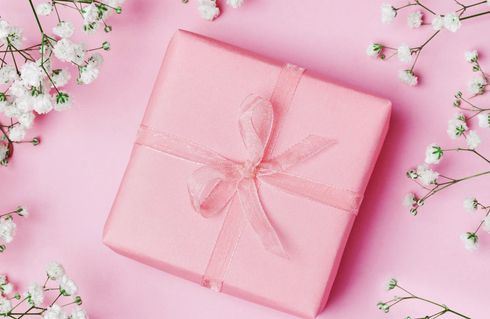 Nos idées cadeaux pour une femme de 50 ans