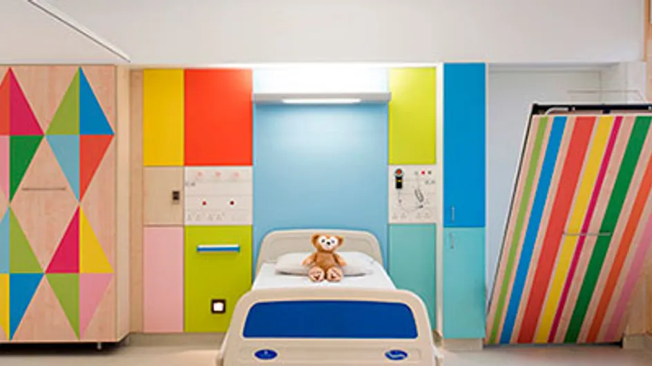 Quartos de hospital são transformados para alegrar crianças
