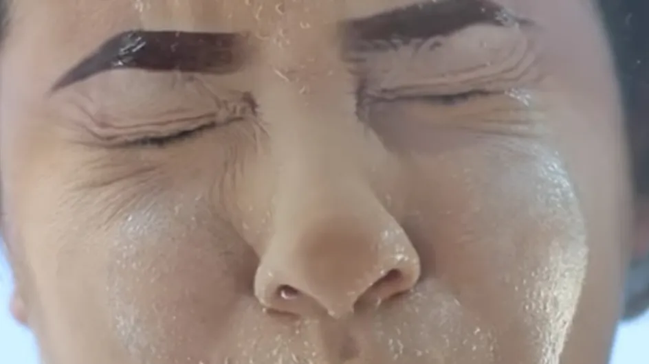 Face Diving Is The Latest Korean Beauty Hack For Budge-Proof Matte Makeup