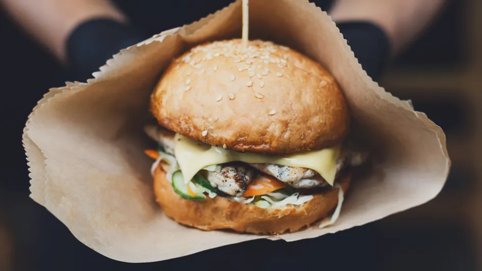 ¿Pagarías más de 2.000 euros por comerte la hamburguesa más cara del mundo?