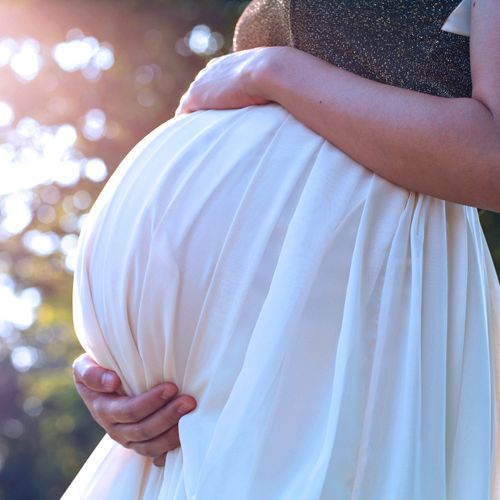 Baby Im Anmarsch 4 Anzeichen Dass Die Geburt Unmittelbar Bevorsteht