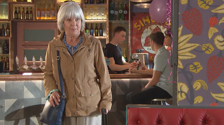 Hollyoaks 06/07 - Granny Campbell Arrives To Visit Courtney
