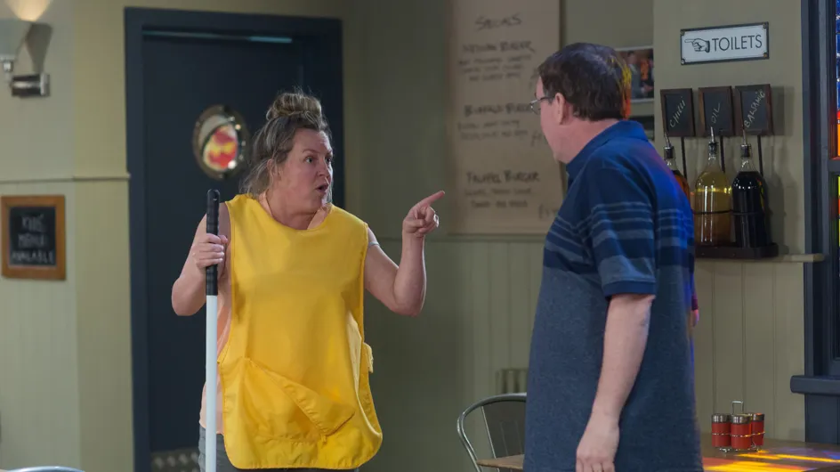 Eastenders 06/07 - Karen Starts Her First Day As The Cleaner At Beale's