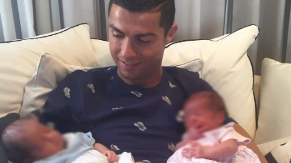 Cristiano Ronaldo presenta a sus dos hijos mellizos