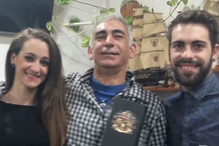 Ana, Daniel y el padre de ambos