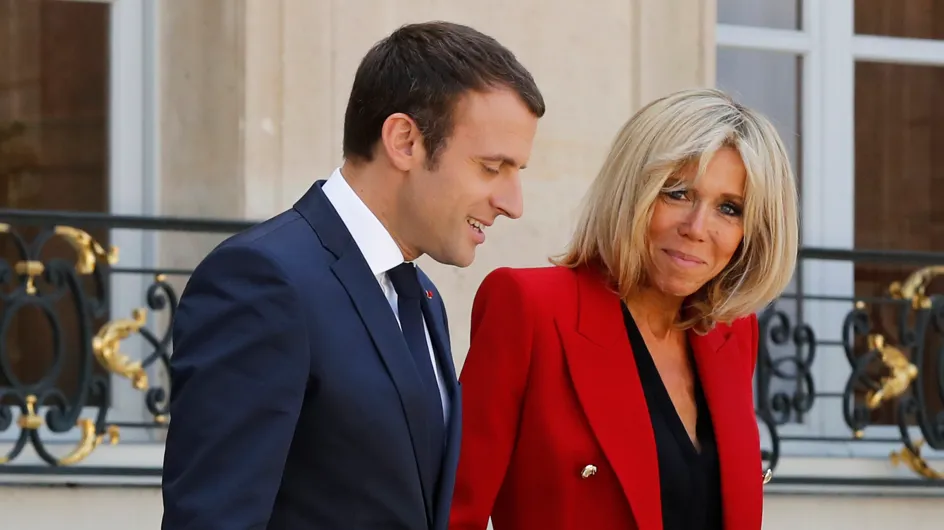 Brigitte Macron, une veste militaire rouge vif qui ne passe pas inaperçue ! (Photos)