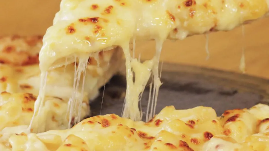 This UK Pizza Chain Is Selling A Mac And Cheese Stuffed Crust & We're Not Worthy