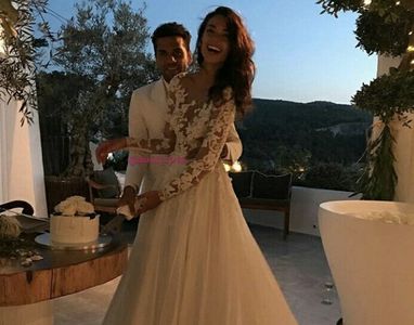 Dani Alves y Joana Sanz