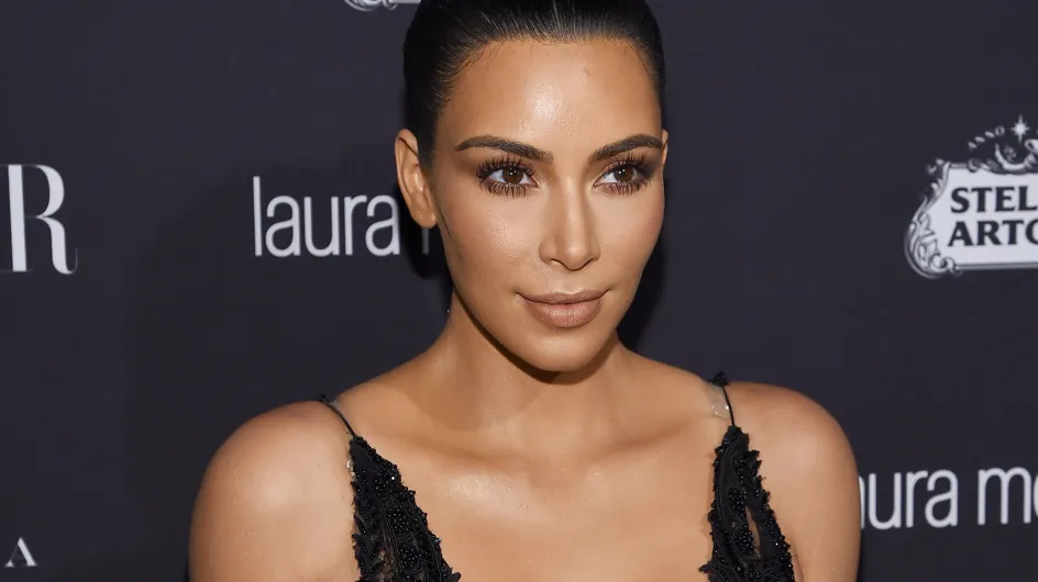 Kim Kardashian se promène en sous-vêtements dans les rues de New-York (Photos)