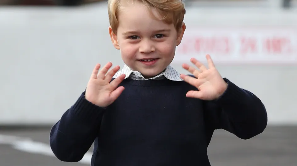 On sait enfin pourquoi le prince George ne porte que des shorts (Photos)